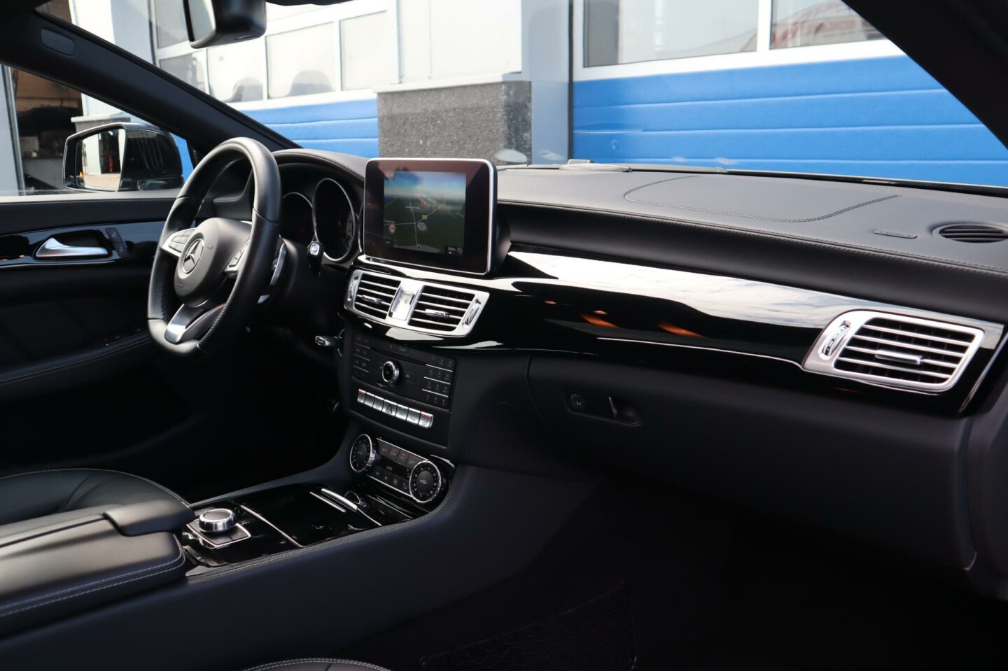 Mercedes-Benz-CLS-Klasse-15